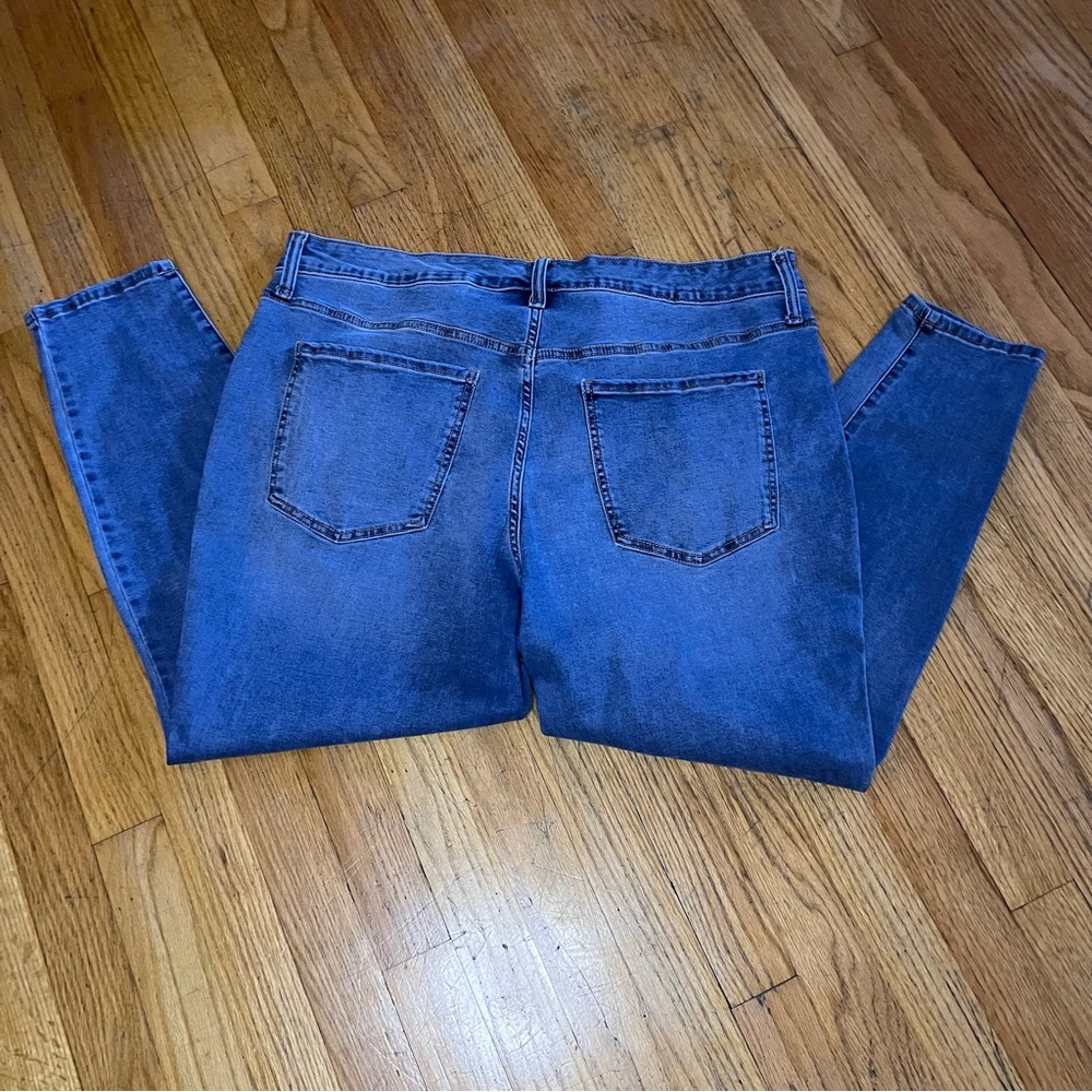 Terra & Sky Petite Skinny Jeans - Picture 3 of 5